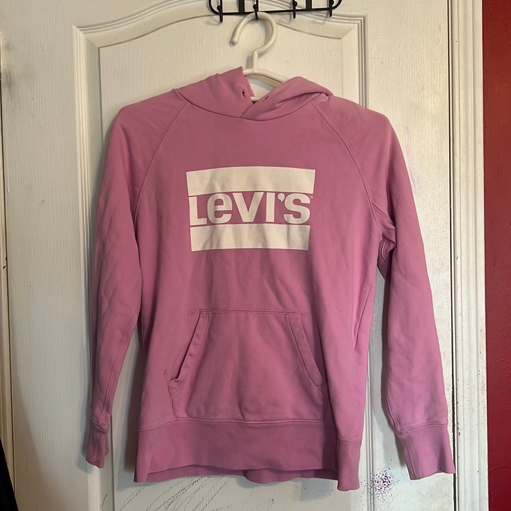 Pink Levi’s hoodie